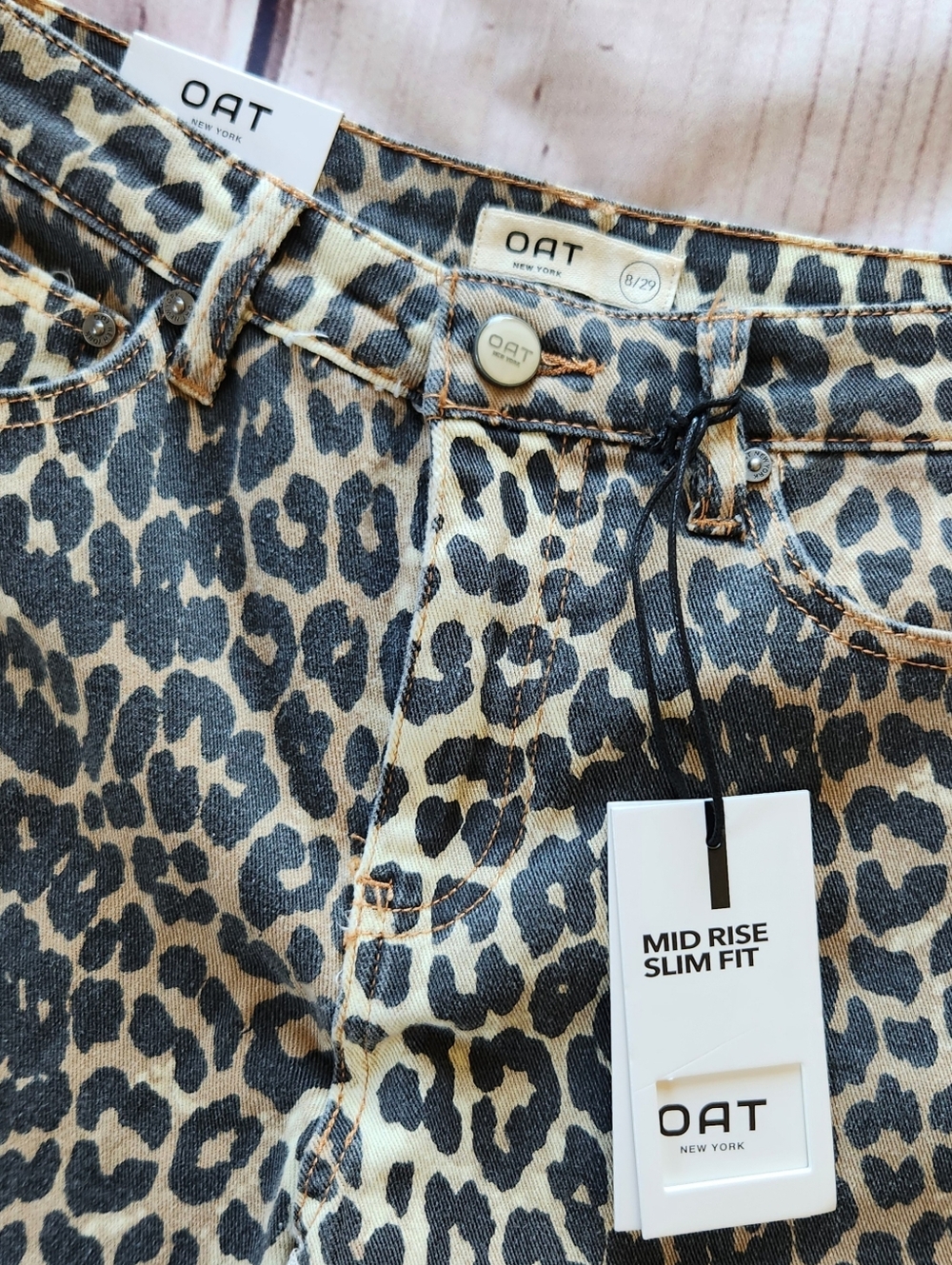 NWT OAT New York "Mid Rise Slim Fit" Leopard Print Jean, Women's Size 8/29 - Picture 5 of 11